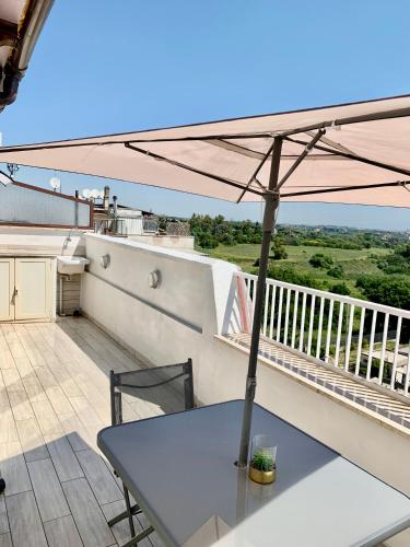Vivi in Un Attico Tipico Romano Con Vista Su Roma — 4-Star Luxury Hotel in Rome, Italy
