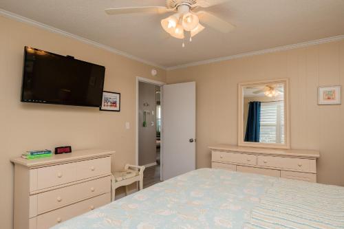 Into The Mystic by Oak Island Accommodations - photo 49