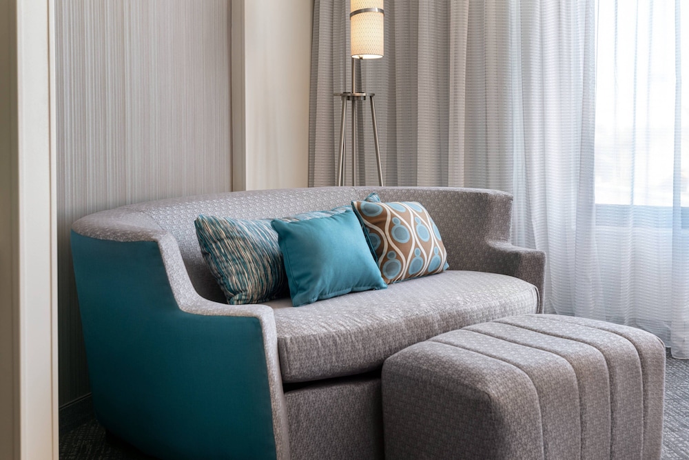 Courtyard by Marriott Petaluma Sonoma County - photo 9