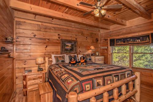 Highland Dream Hot Tub FREE tickets each paid day Near Dollywood WIFI - photo 21