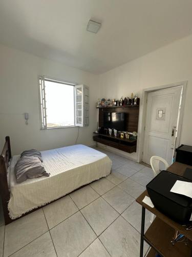 Quarto Copacabana próximo à praia e metro - last minute hotel in Rio De Janeiro