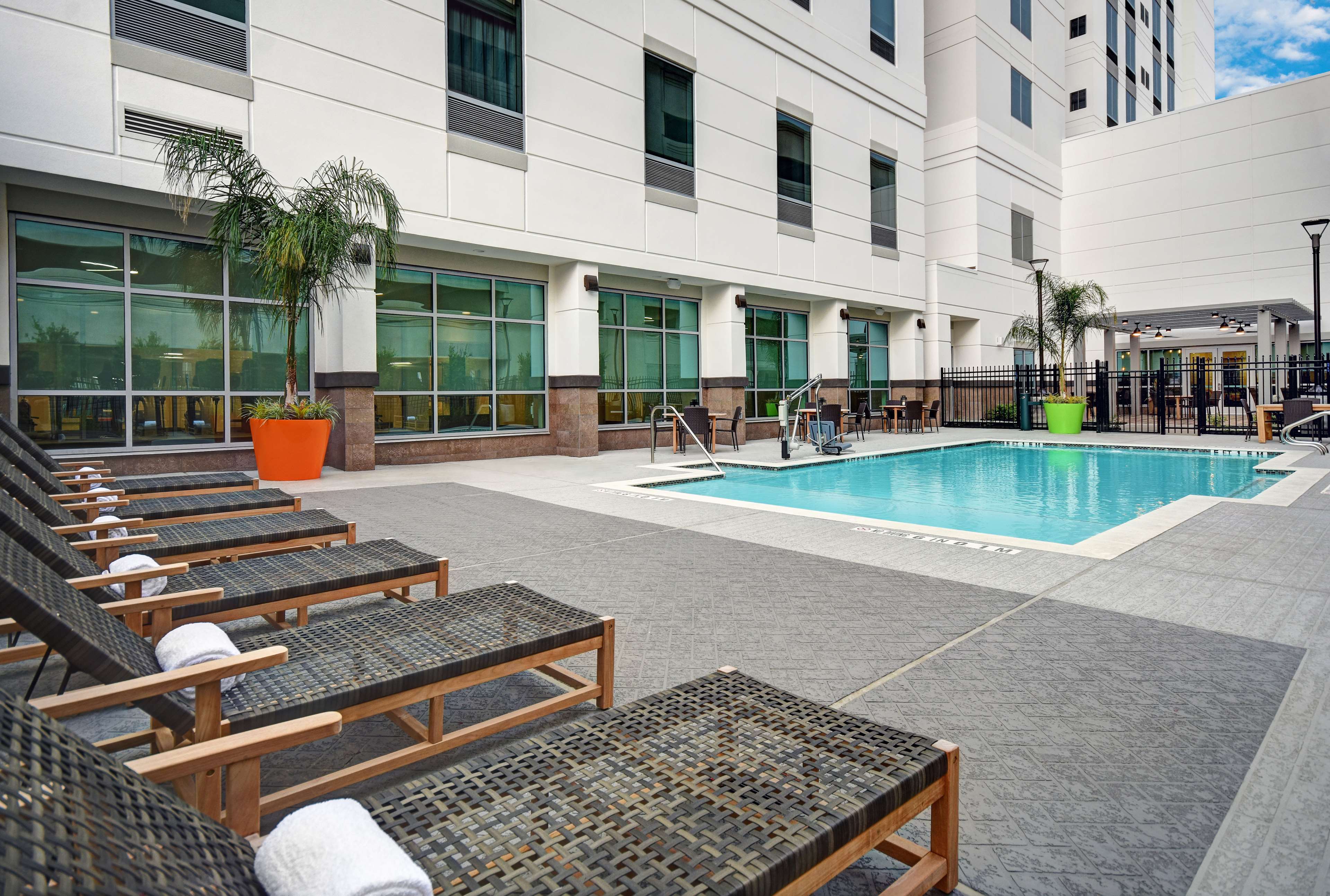 Embassy Suites by Hilton Houston Sugar Land - photo 16