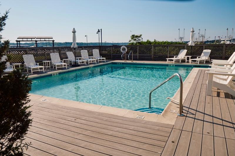 The Harbor Front Inn - photo 35