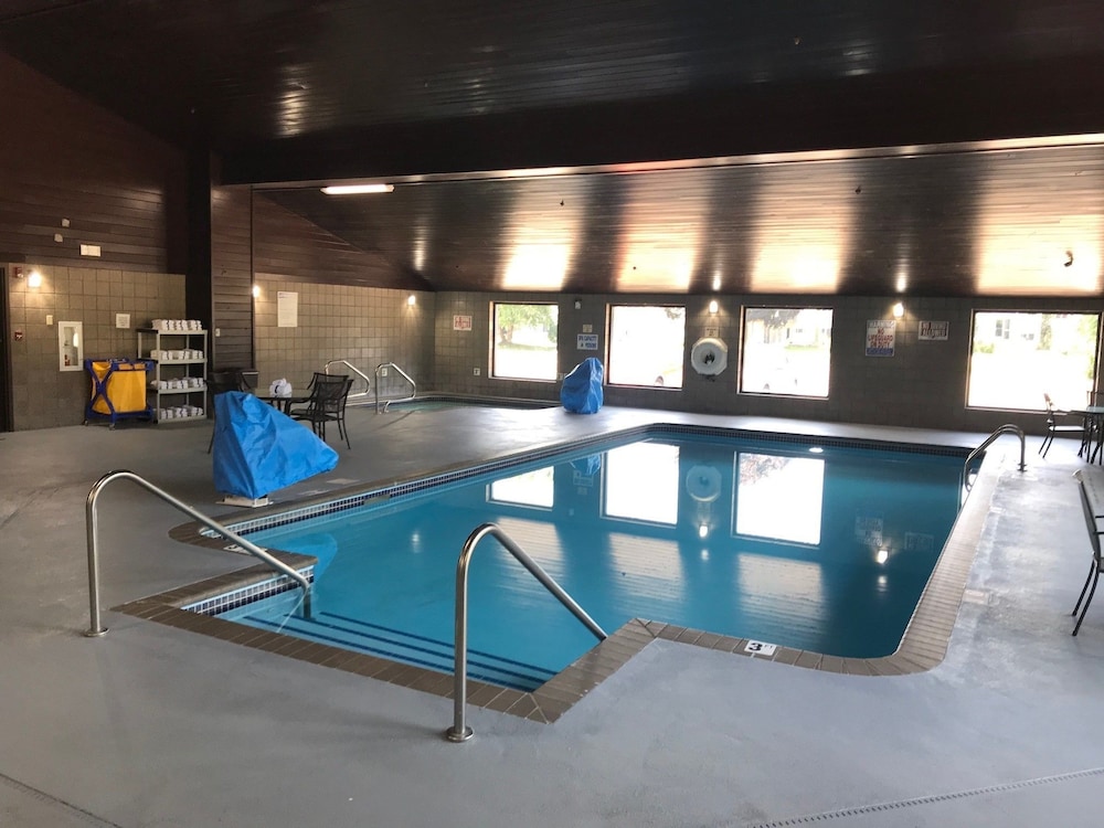 Baymont by Wyndham Bloomington MSP Airport - photo 12