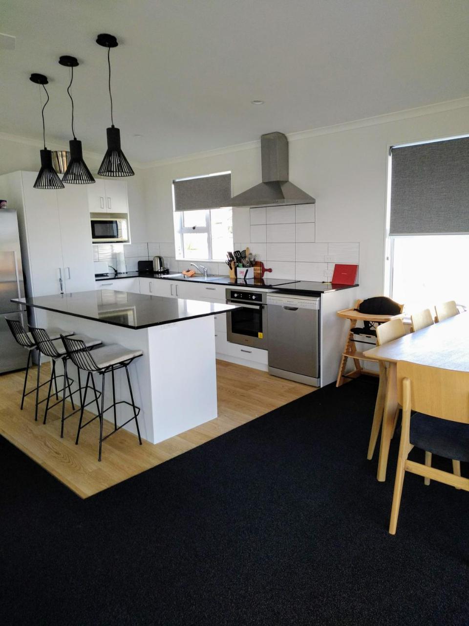 The Knights at Motuoapa Tongariro Crossing Taupo — 4-Star Luxury Hotel in Turangi, New Zealand