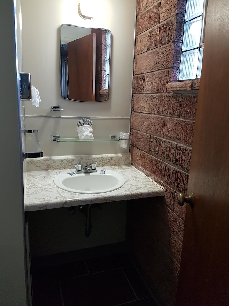 The Butte Motel - photo 15