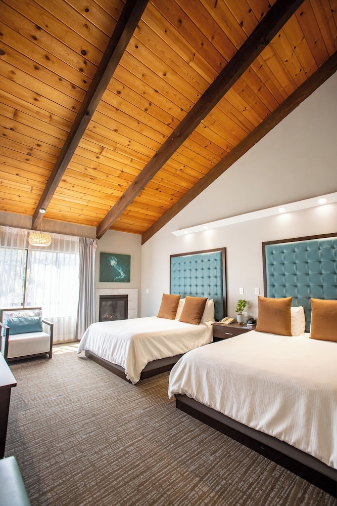 Munras Inn - photo 16