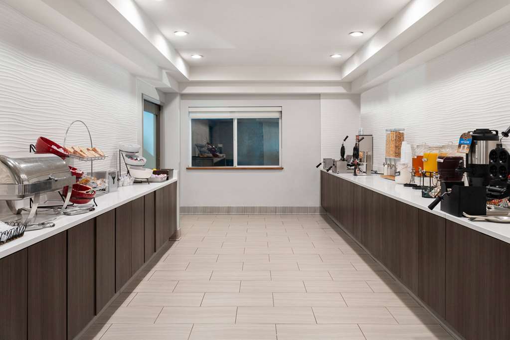 La Quinta Inn & Suites by Wyndham Pocatello - photo 8