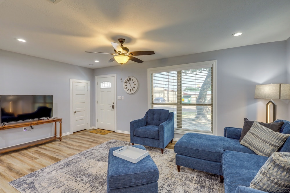 Sunny Hearne Home Near Universities - photo 16