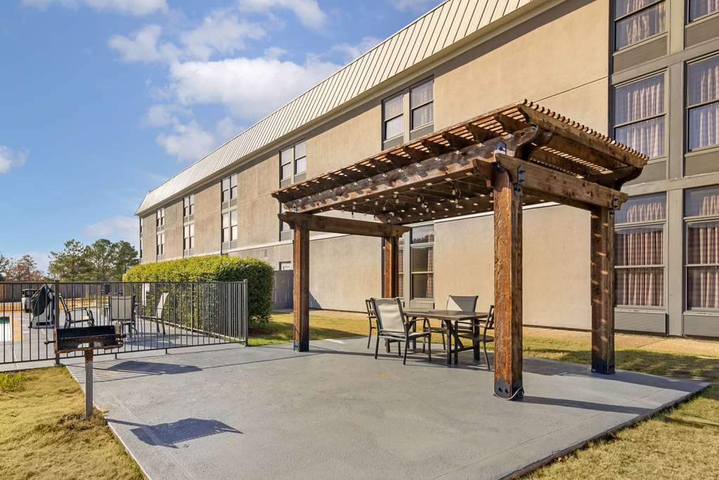 Quality Inn Valley West Point - photo 30