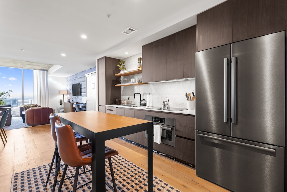 Austin Condo Hotel - photo 351