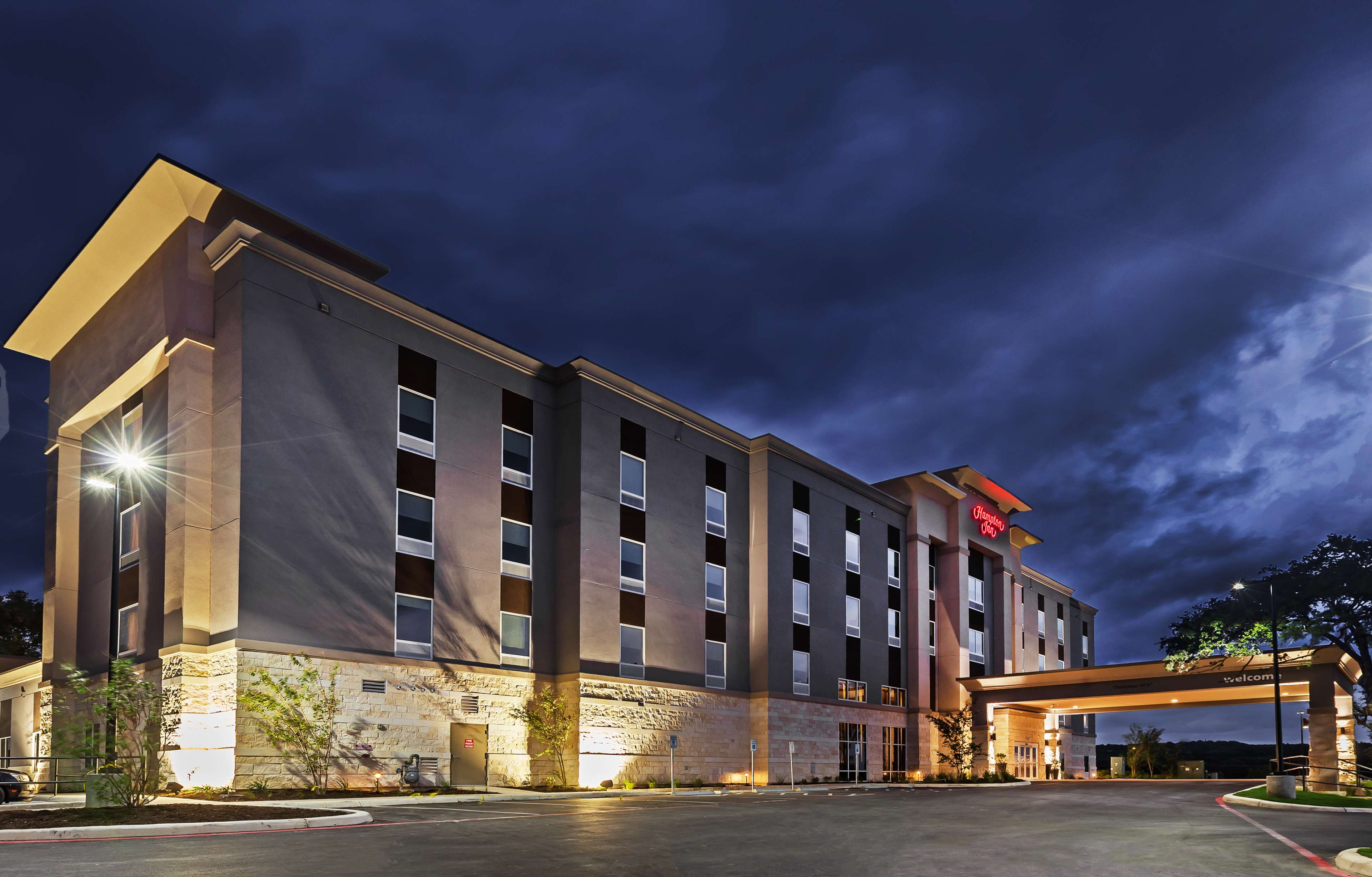 Hampton Inn Bulverde Texas Hill Country - photo 4