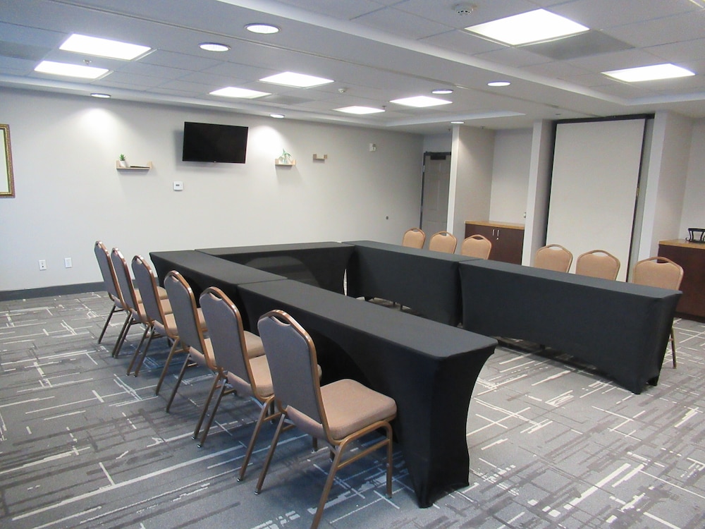 Country Inn & Suites by Radisson Ontario at Ontario Mills CA - photo 88