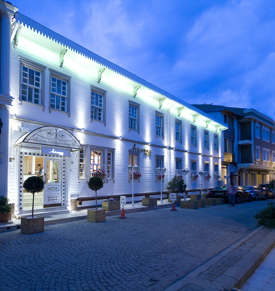 Avicenna Hotel Special Class