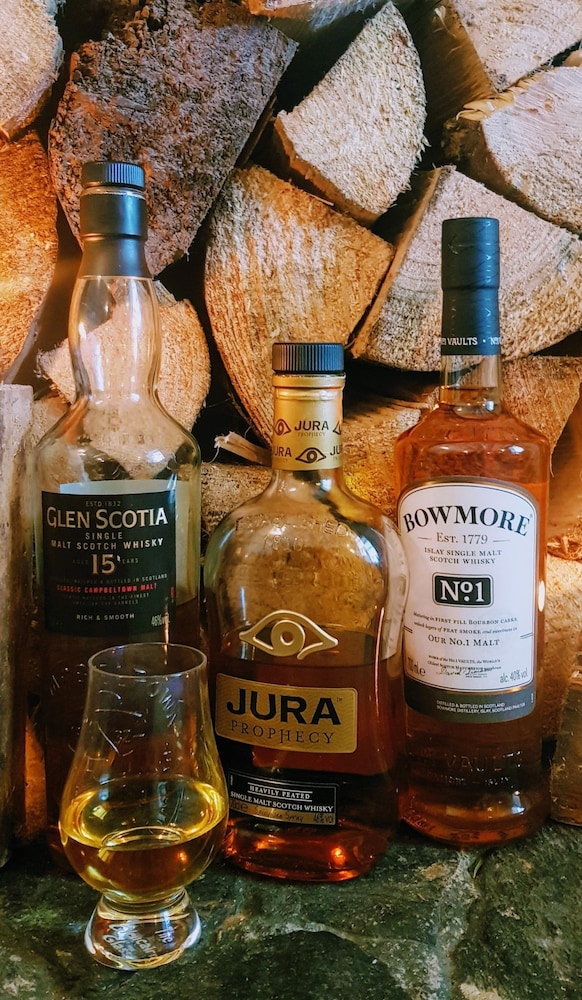 West Loch Hotel — Tarbert