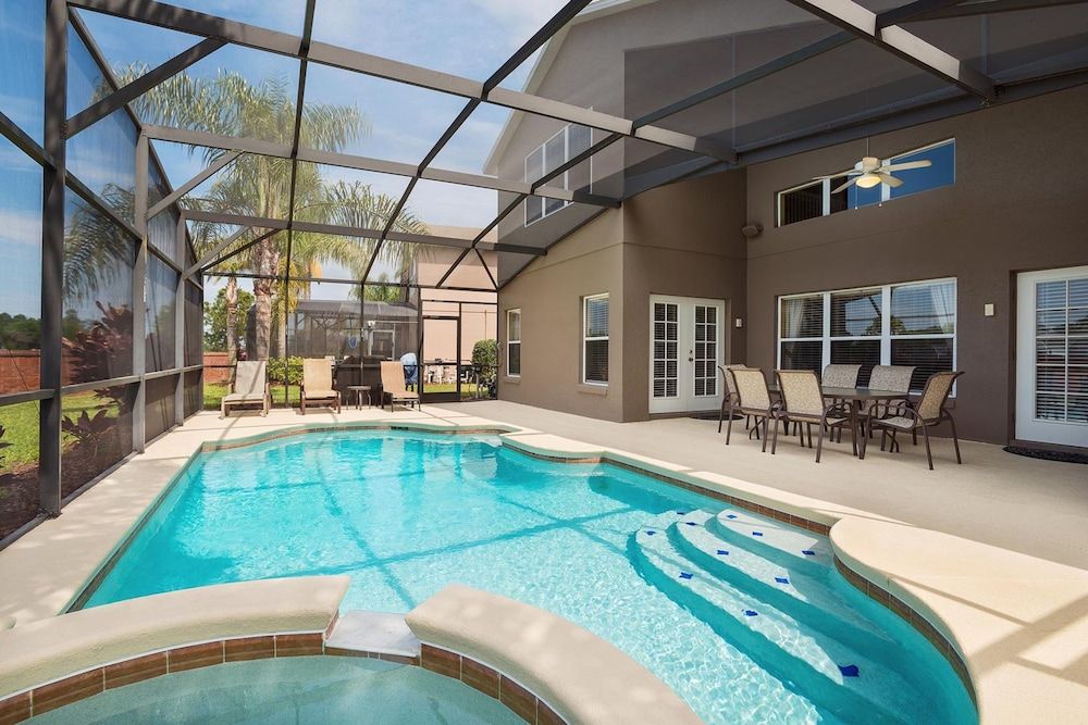 Acadia Estates 8017 — 4-Star Luxury Hotel in Kissimmee, United States
