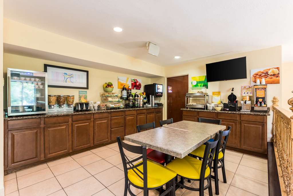 Quality Inn Huntersville near Lake Norman - photo 34