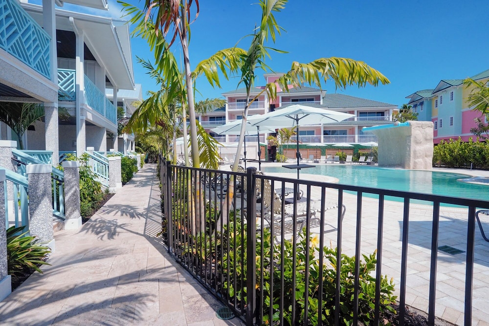 Lighthouse Resort Inn & Suites - photo 57