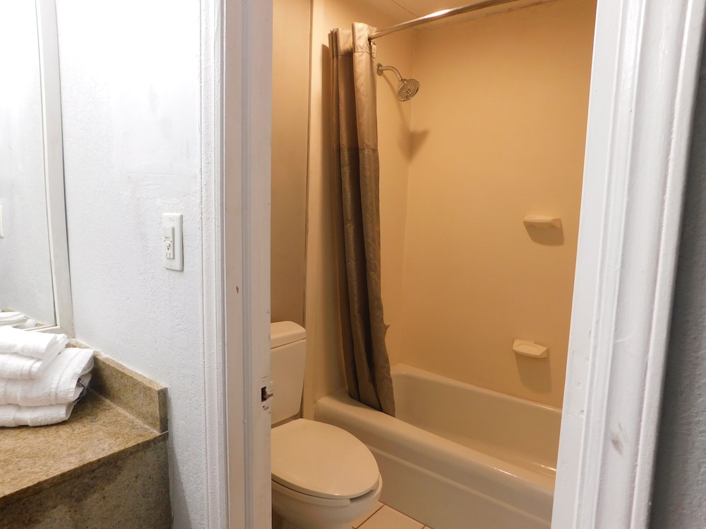 Park View Inn - photo 11