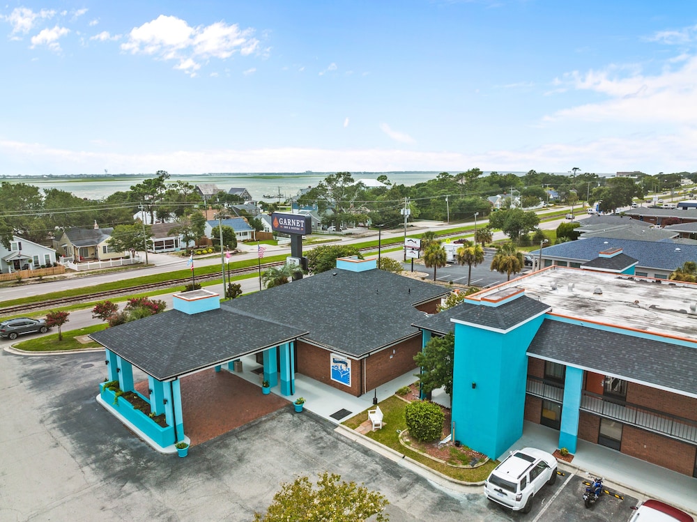 Garnet Inn & Suites Morehead City near Atlantic Beach - photo 61
