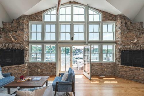 Stay At Smith Cove — Gloucester