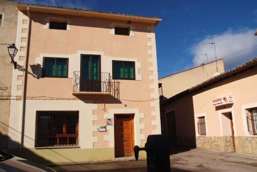 Casa Rural Flor — 4-Star Luxury Hotel in Vadocondes, Spain