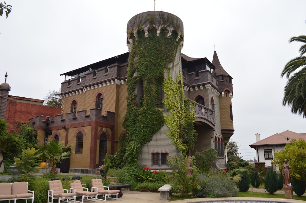 Castillo Medieval — hotel in Vina Del Mar