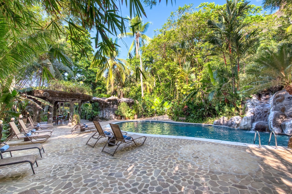 Ylang Ylang Beach Resort in Nicoya, Costa Rica