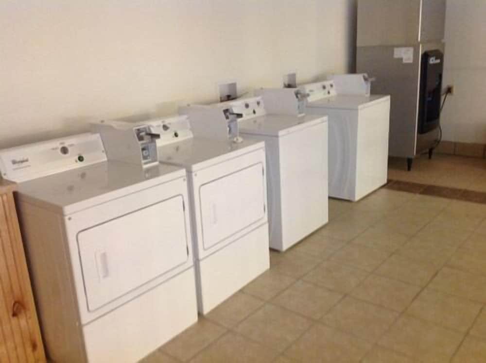 Motel 6 Sedalia MO - photo 12