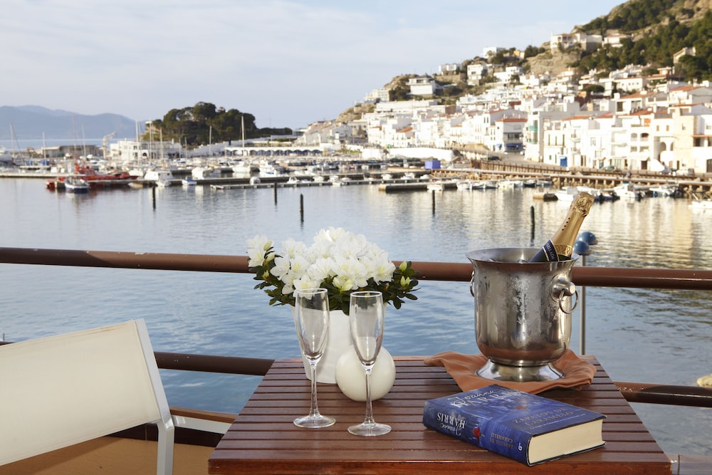 Hotel Spa Cap de Creus in Sant Pere Pescador, Spain