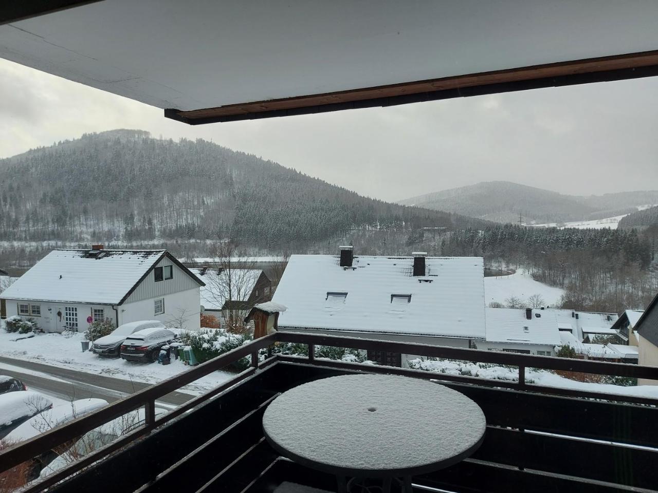 Ferienwohnung See & Bergblick — 4-Star Luxury Hotel in Winterberg, Germany
