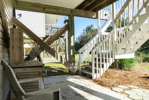 Lay Z Days by Oak Island Accommodations - photo 35
