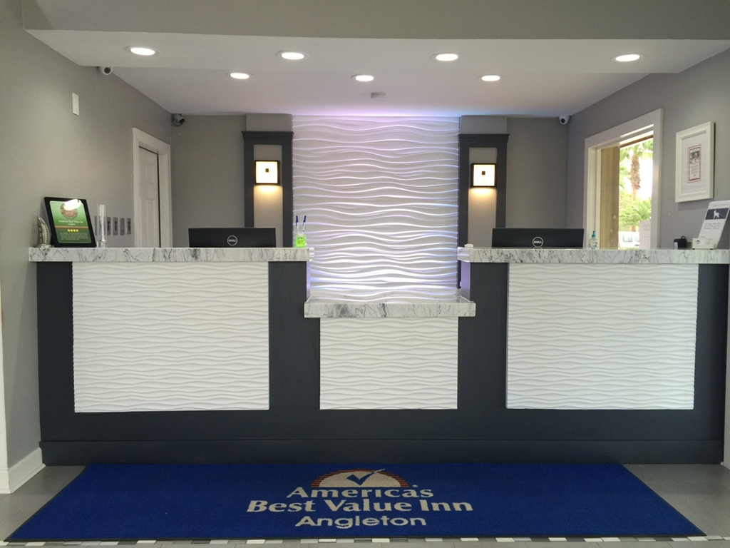 Americas Best Value Inn Angleton - photo 4