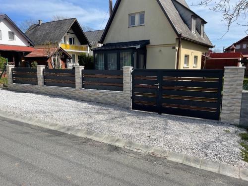 Gombi nyaraló in Vonyarcvashegy, Hungary