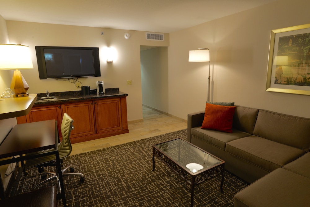 Holiday Inn Hotel & Suites Minneapolis Lakeville by IHG - photo 11