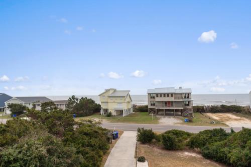 Marsh Madness by Oak Island Accommodations - photo 4