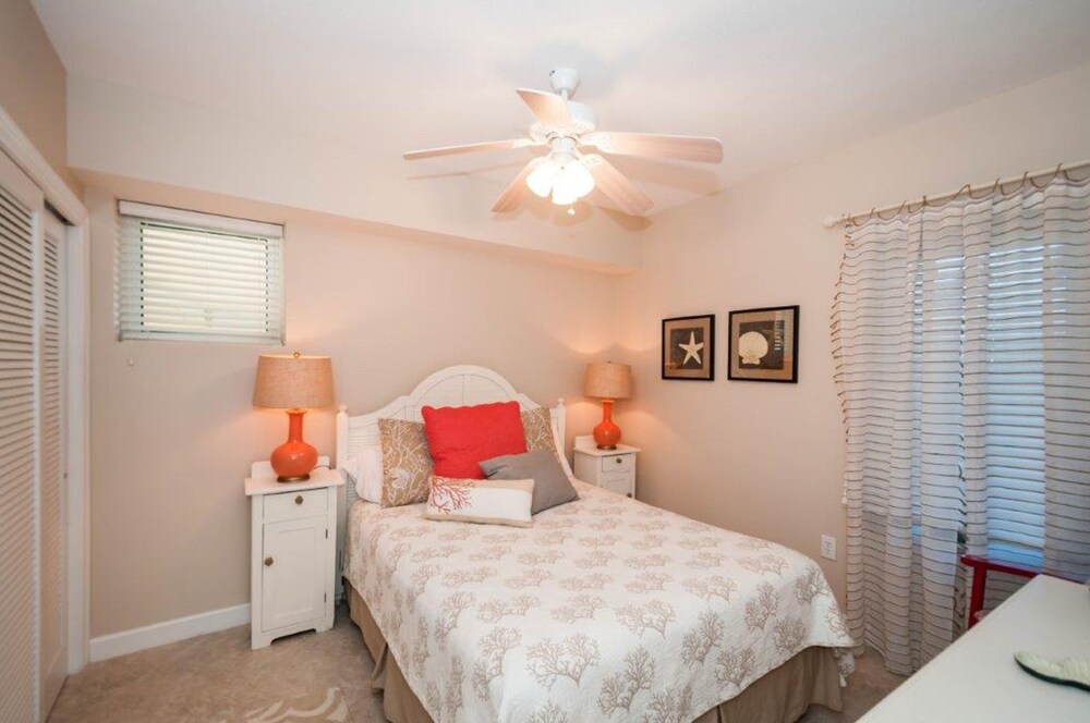 Sterling Shores 902 by Destin Getaways - photo 4