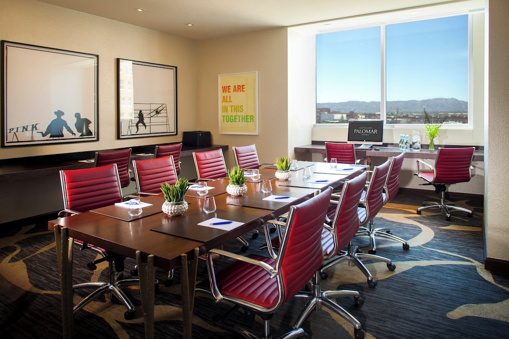 Kimpton Hotel Palomar Phoenix Cityscape by IHG - photo 143