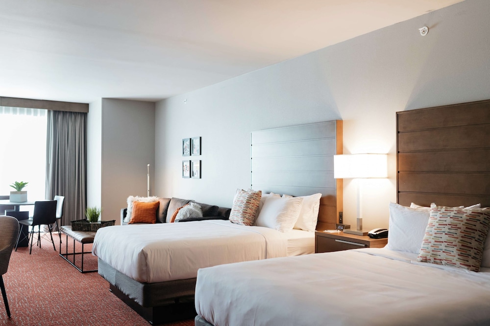 Revel Hotel Des Moines Urbandale Tapestry Collection by Hilton - photo 68