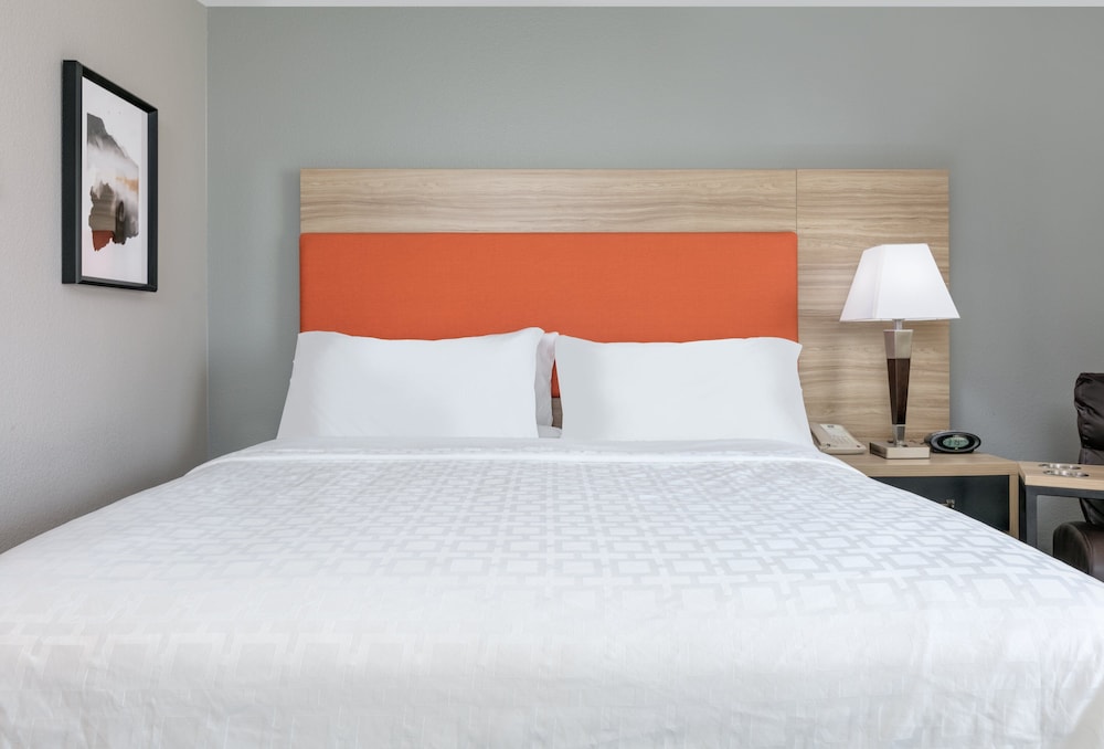 Candlewood Suites Fort Worth West by IHG - photo 22