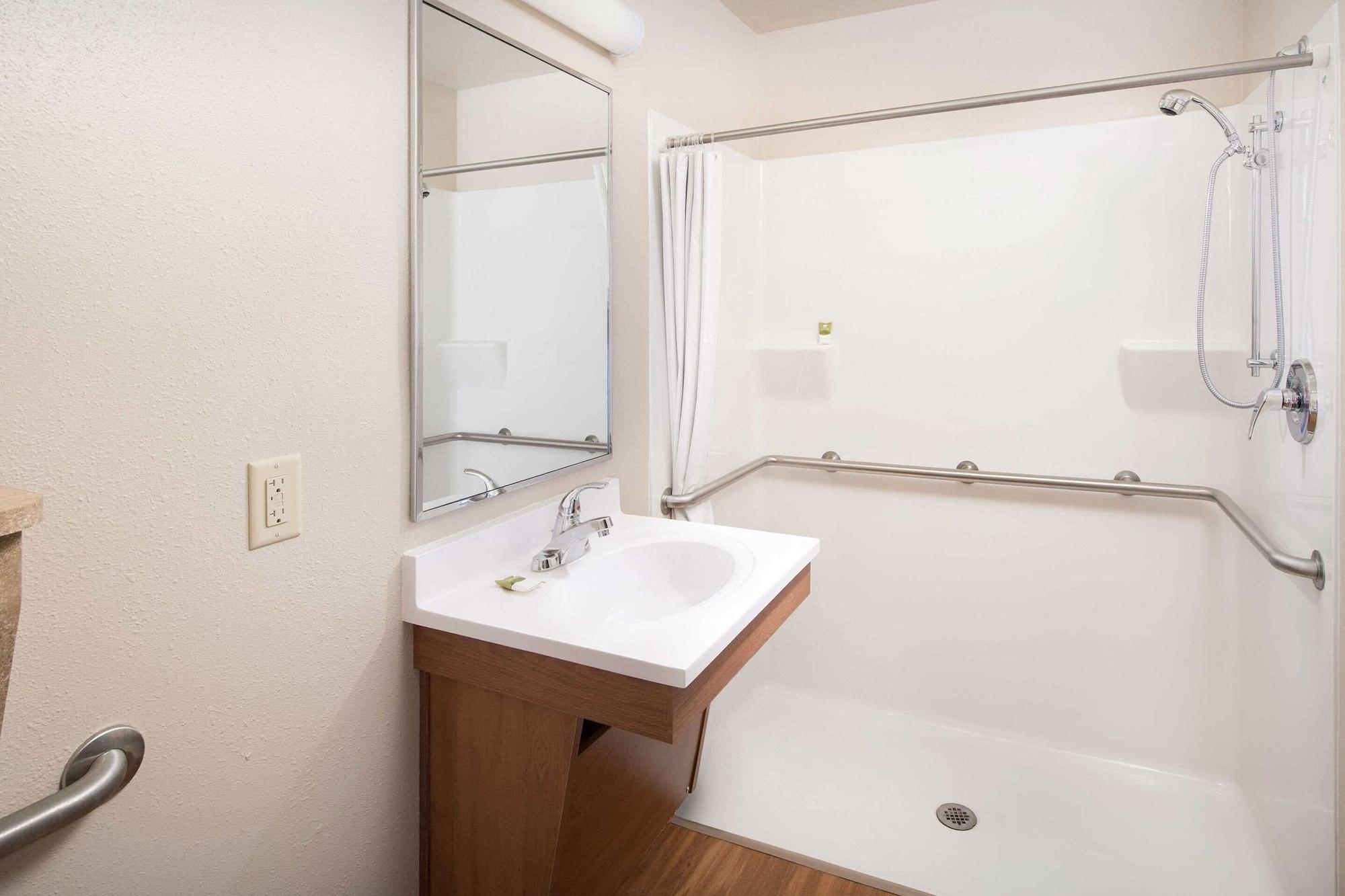 WoodSpring Suites Memphis Southeast - photo 24