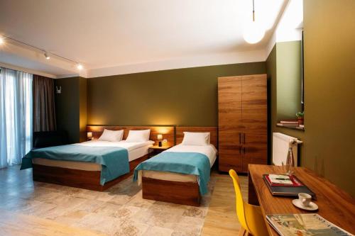 Urban Apartments 116