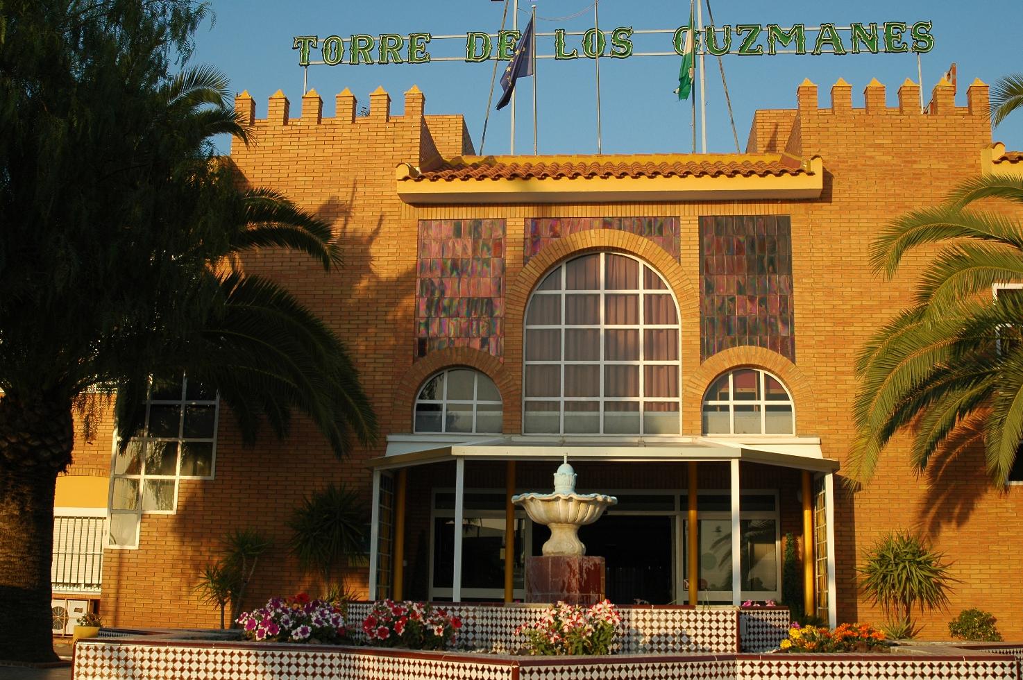 Hotel Torre De Los Guzmanes — La Algaba