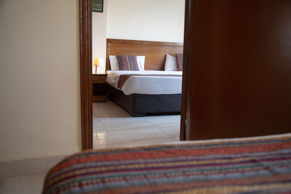 Antika Amman Hotel — Amman