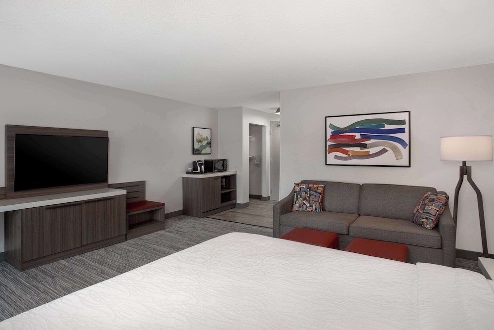 Hilton Garden Inn Omaha West - photo 10