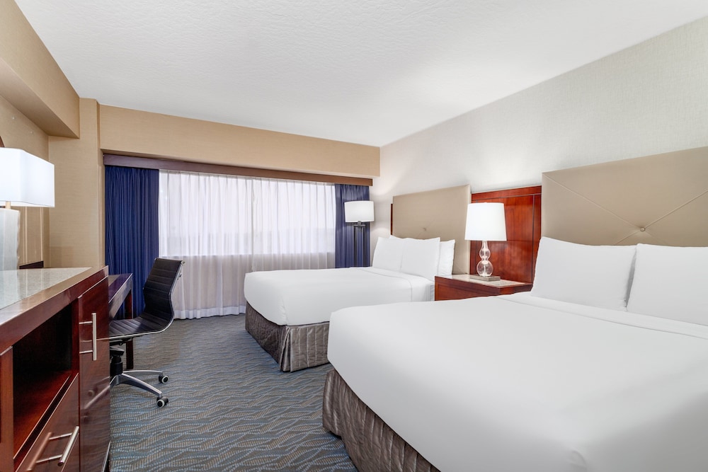 Crowne Plaza Los Angeles Harbor Hotel by IHG - photo 22