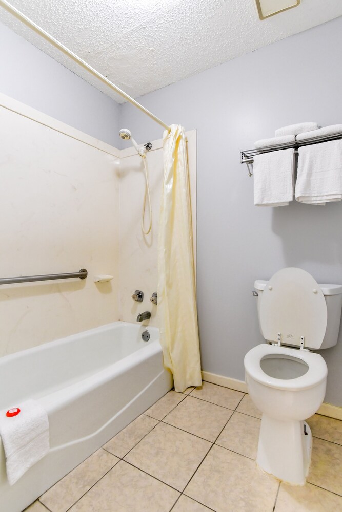 OYO Hotel Texarkana Trinity AR Hwy I 30 - photo 17