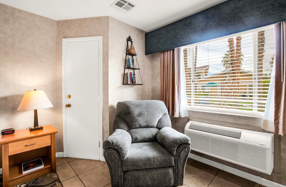 Inn at Deep Canyon - photo 29