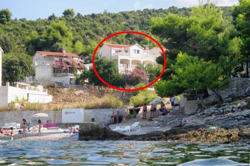 Apartments by the sea Postira Brac 5152 — 4-Star Luxury Hotel in Postira, Croatia