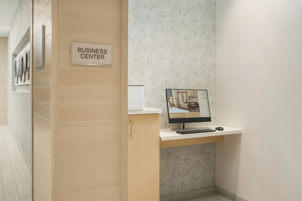 SpringHill Suites by Marriott Tampa Downtown - photo 34